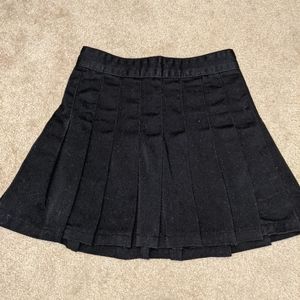 Vintage John Galt pleated black skirt